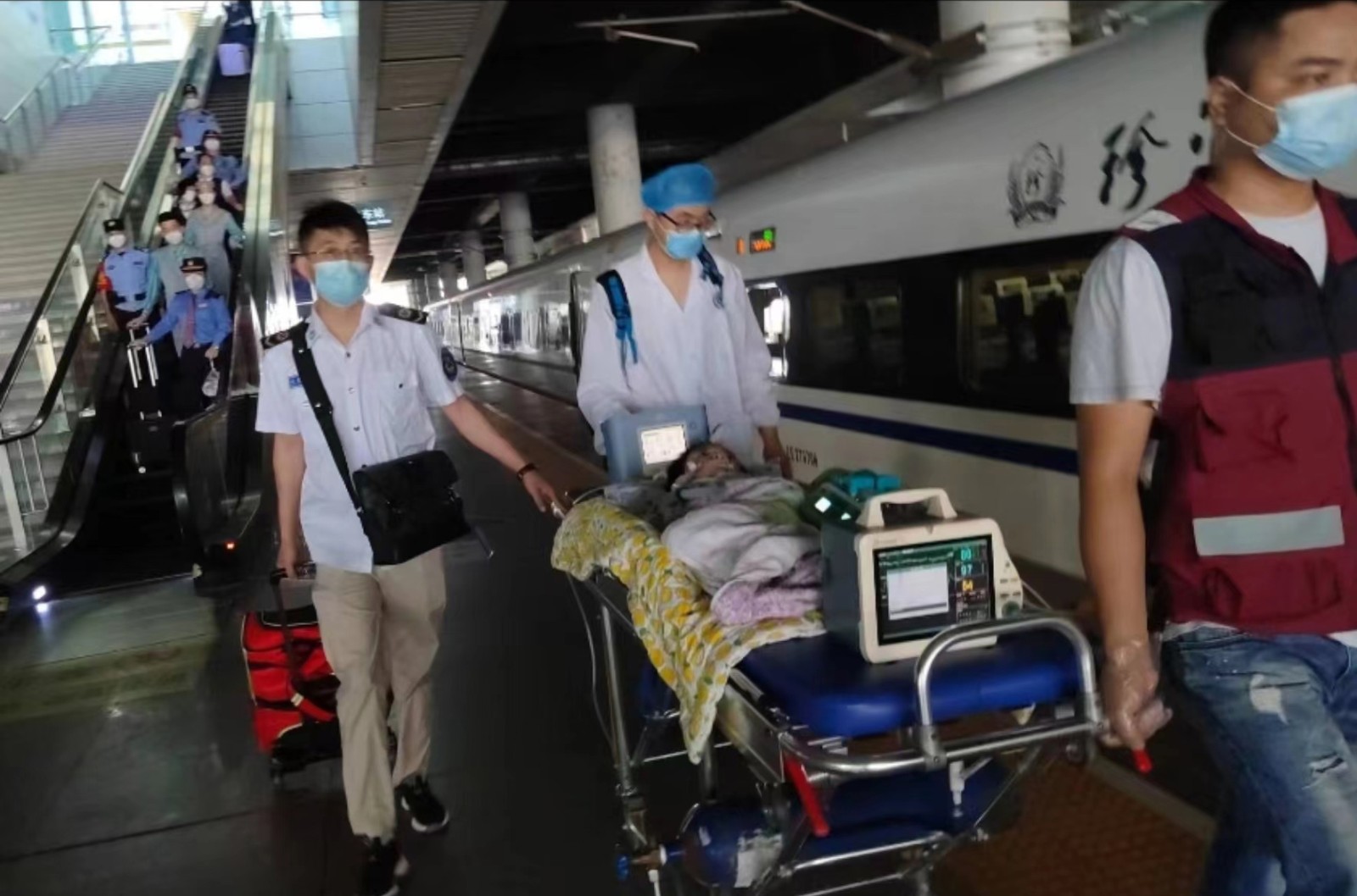 北海高铁转运公司